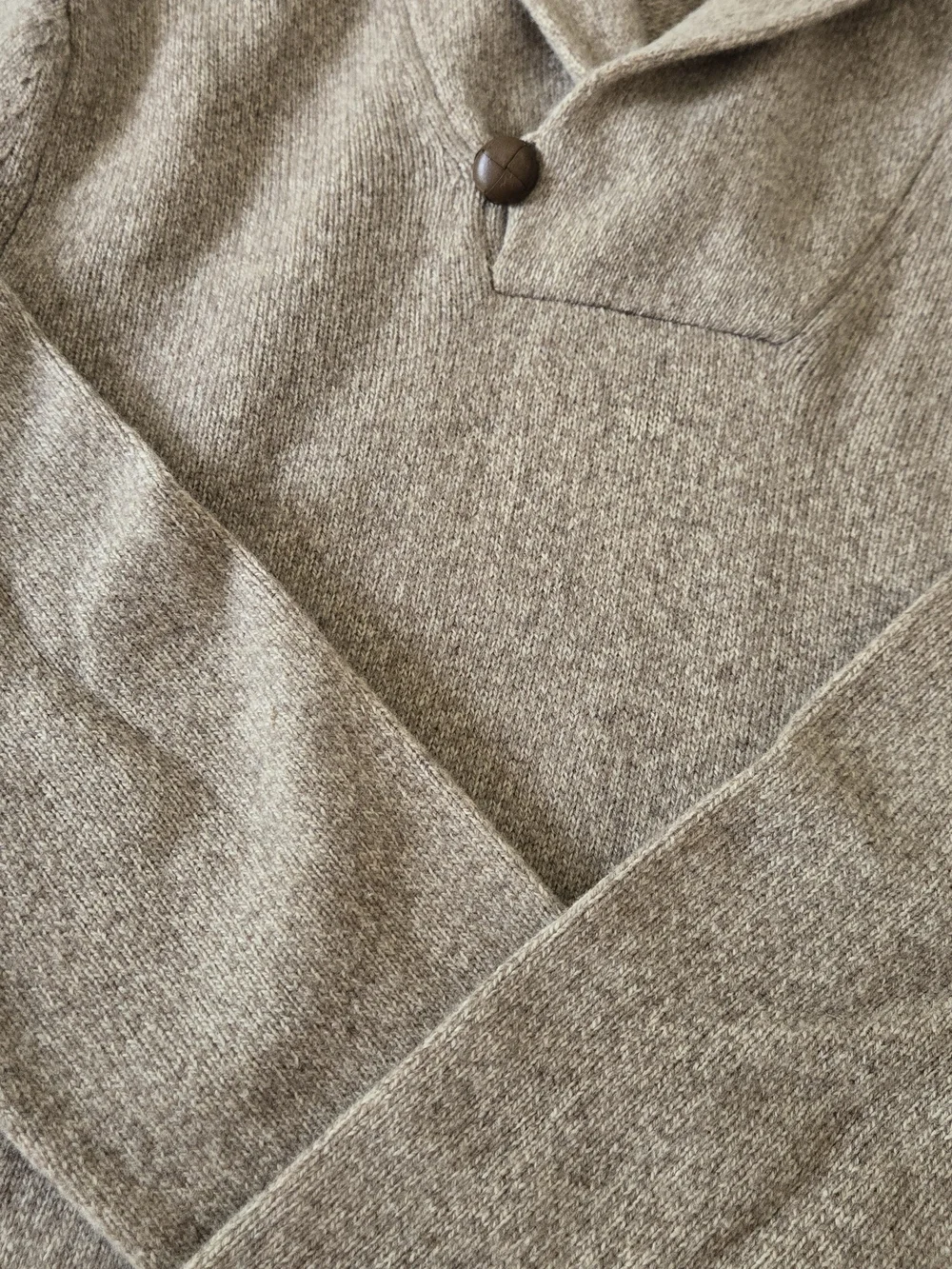 Banana Republic Men's Camel Tan Knit Sweater